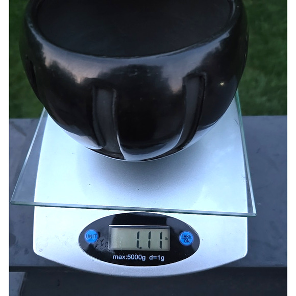 Santa Clara Pottery Blackware 3.5"h x 4-4.5"w Bowl Signed Christina Santa Clara - Picture 14 of 14